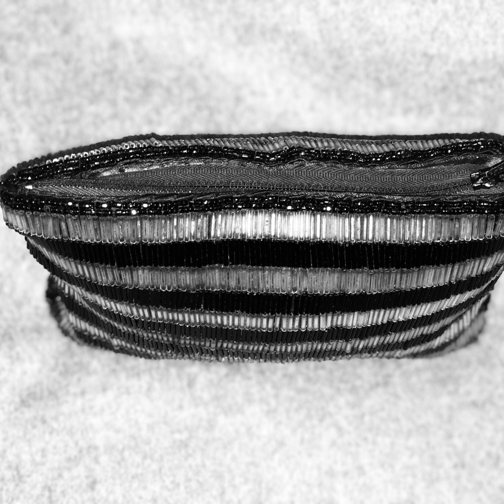 Purse - Picture 3 of 3